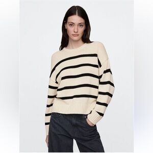 GAP - 100% Cotton Relaxed Sweater - Size L